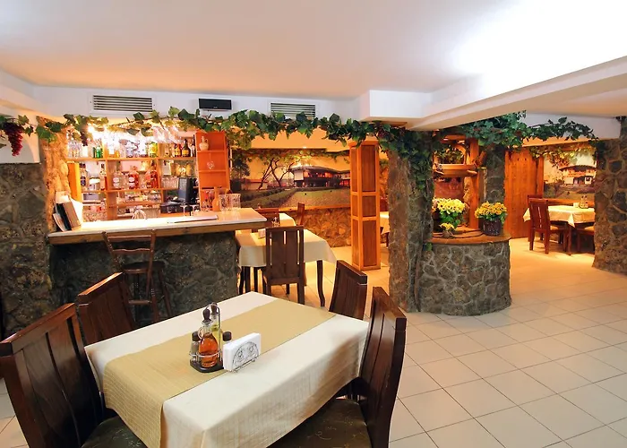 Family Hotel Izvora